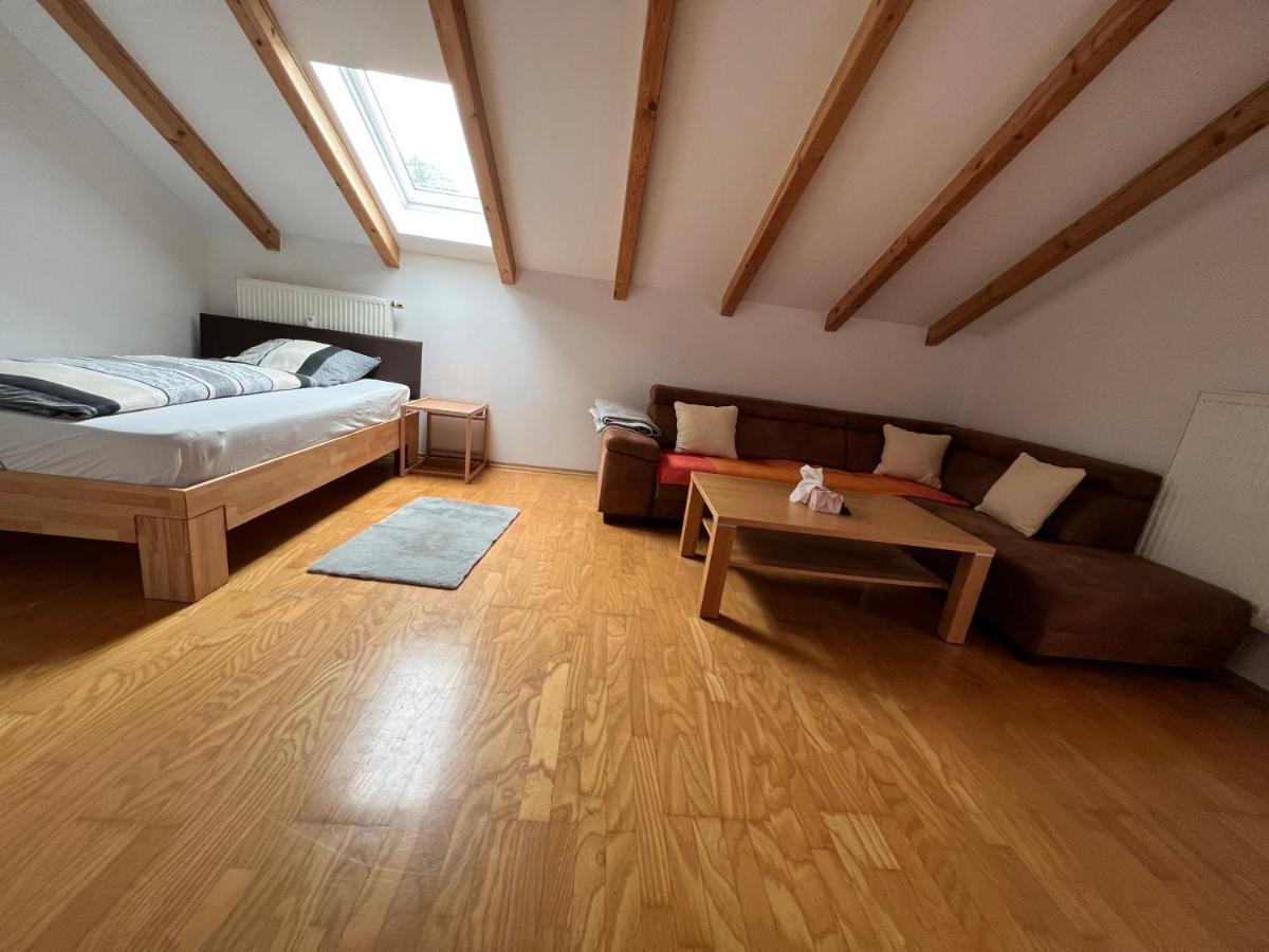 D&R Ferienwohnung Rosenheim Exterior foto